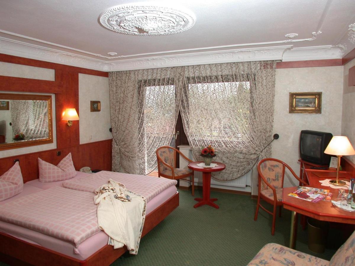 Lügde Hotel Kempenhof מראה חיצוני תמונה